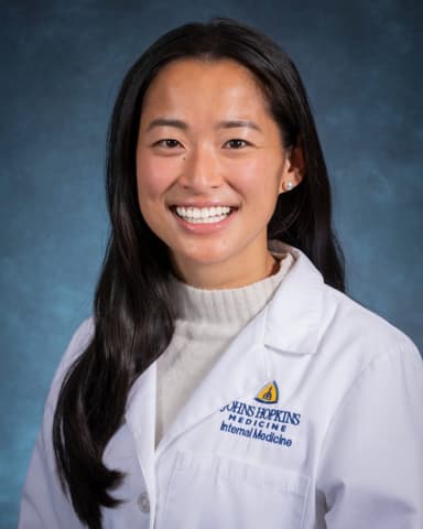 Sophie Shi, FNP-C headshot